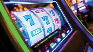Pemandangan hidup kasino dan sportsbook modern qq338